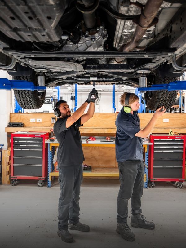 Vehicle Servicing | Team Hutchinson Ford